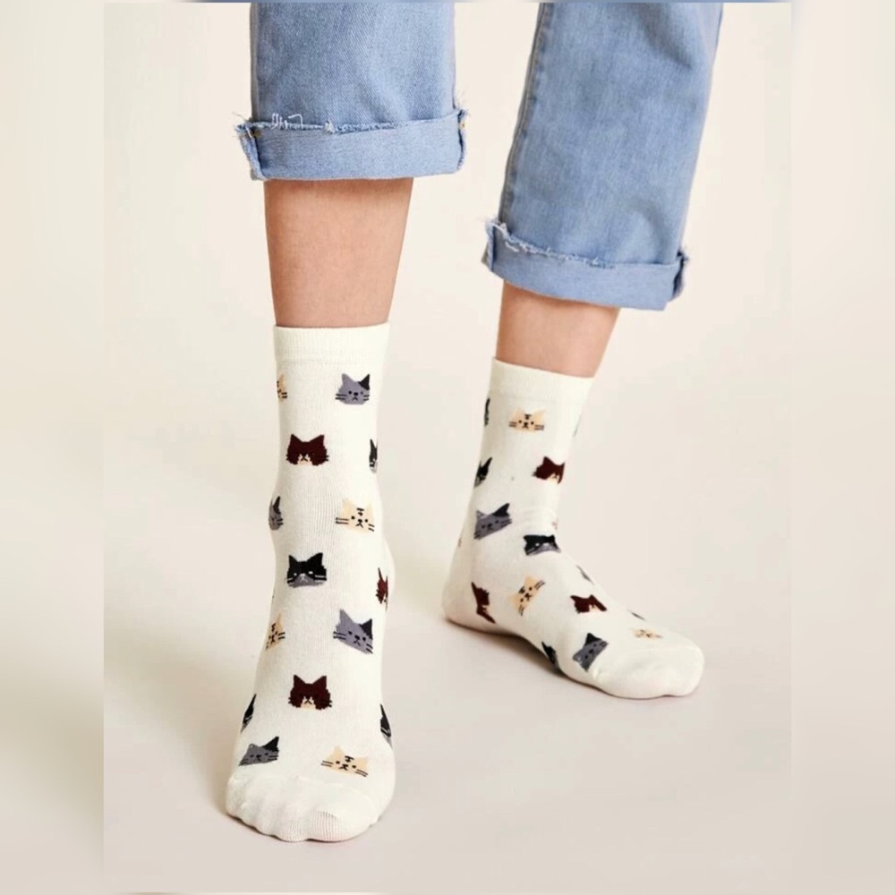 Women’s Cat Print White Socks Novelty Socks